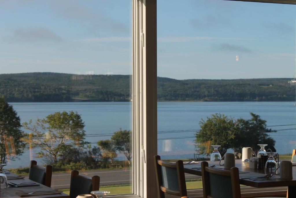 Cabot Trail Motel Baddeck Inlet Eksteriør billede