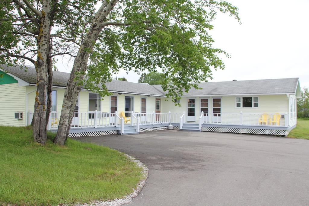 Cabot Trail Motel Baddeck Inlet Eksteriør billede