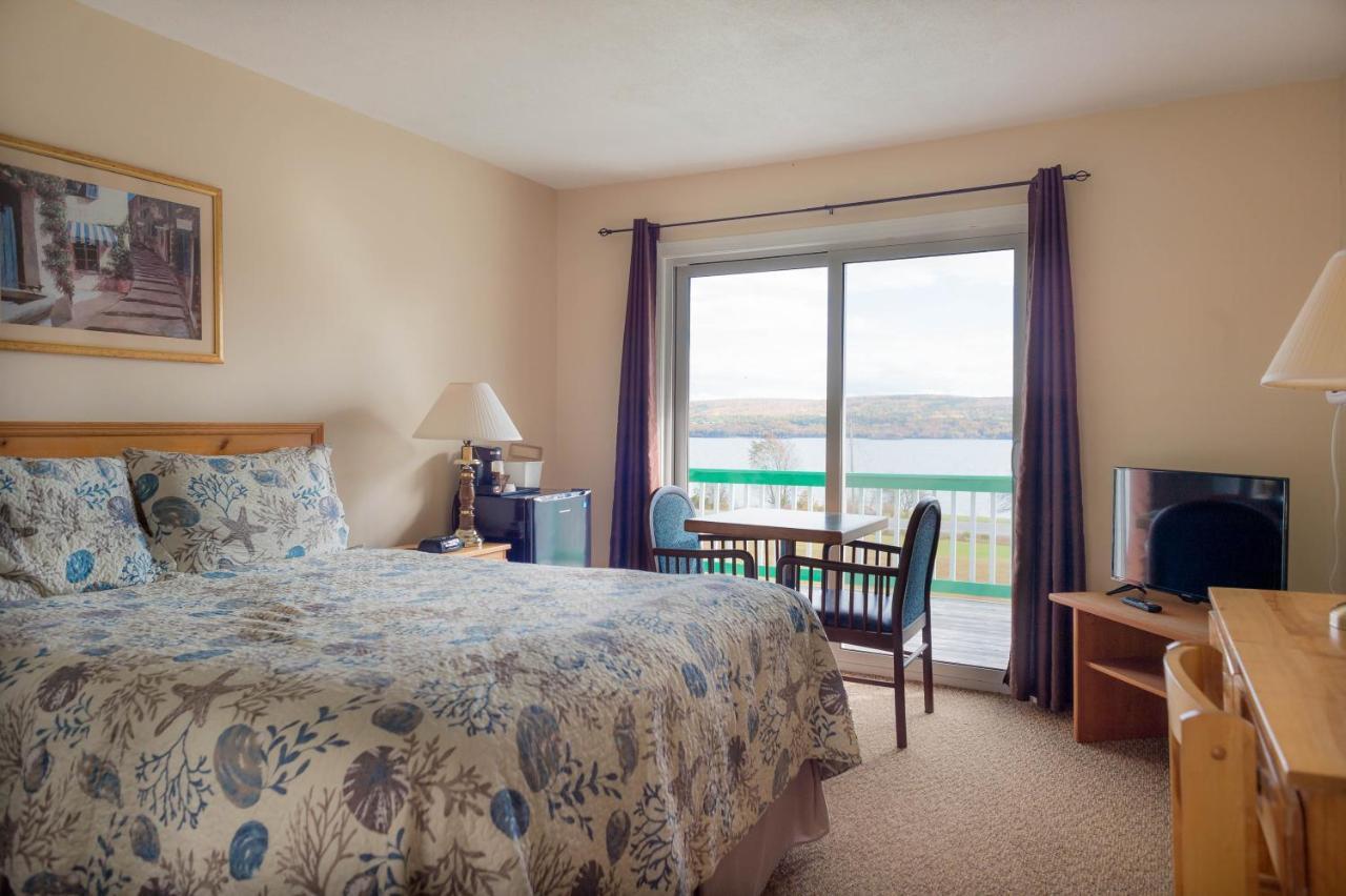 Cabot Trail Motel Baddeck Inlet Eksteriør billede